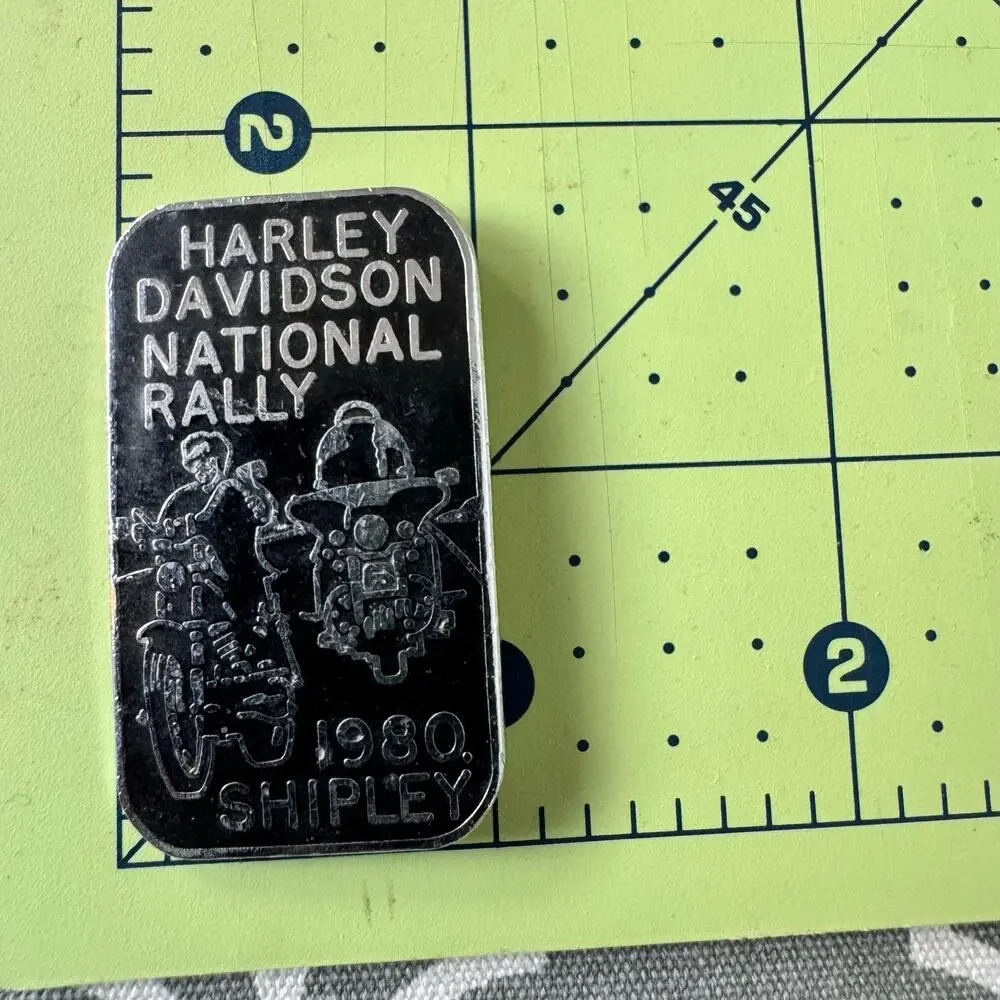 vintage Harley-Davidson National Rally badge pin 1980 rally Shipley Collectable
